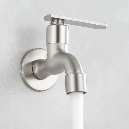 Washing machine faucet anti-freeze and explosion-proof